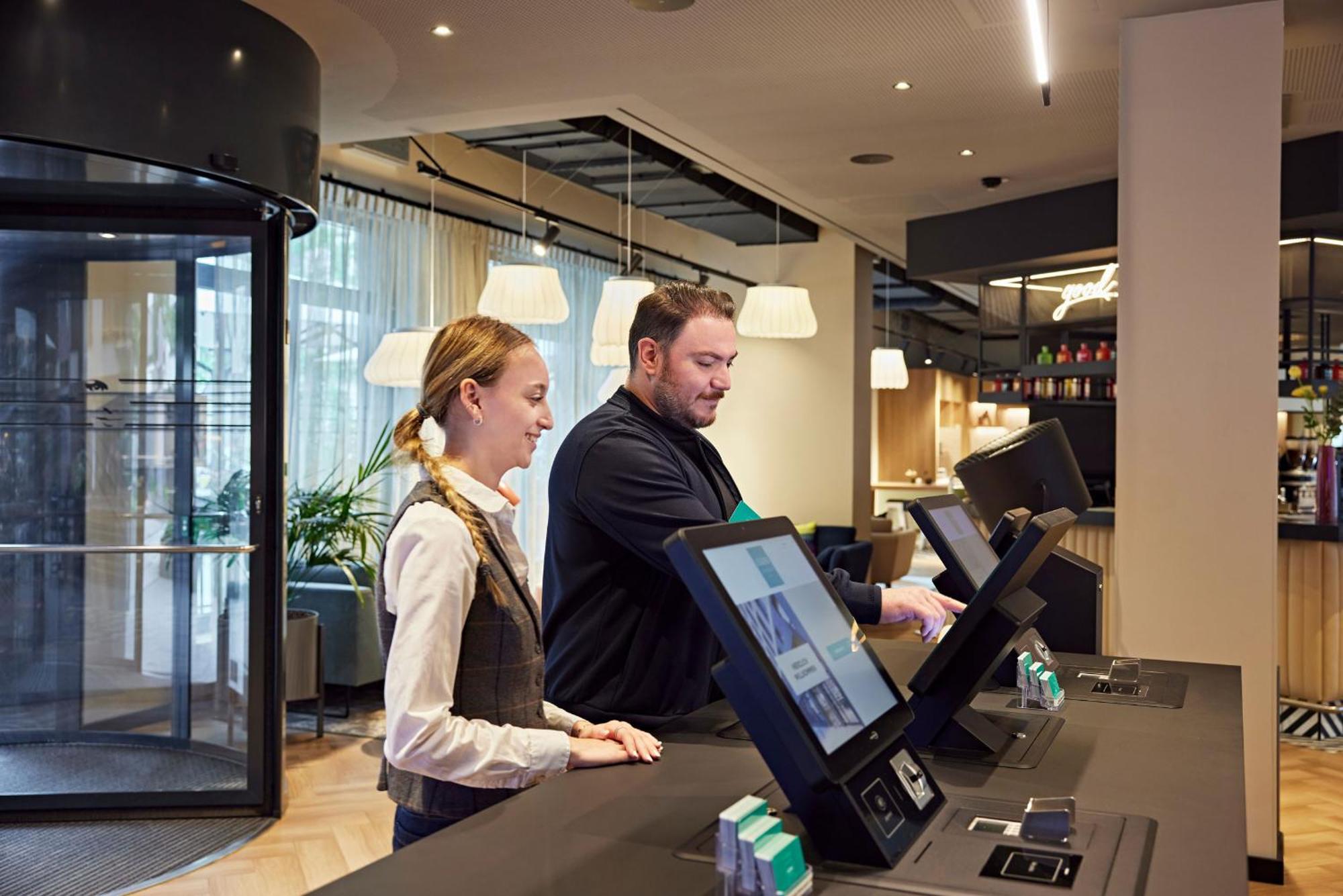 Legere Express Leipzig Hotel Екстериор снимка